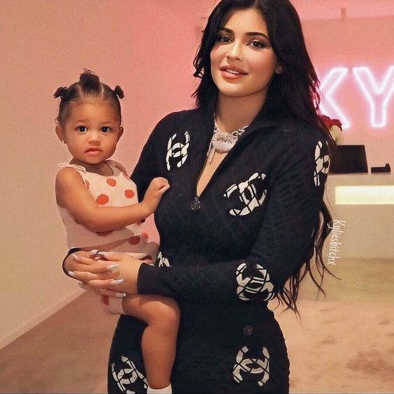 Kylie Jenner Continues To Surprise By Sharing An Adorable Image Of Her ...