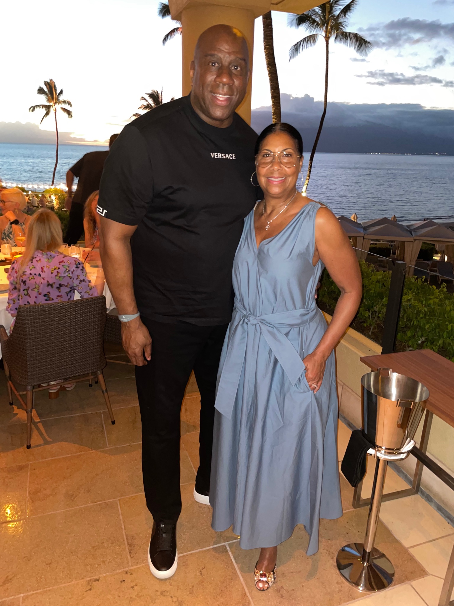 Magic Johnson's Unforgettable 6-Month Beach Adventure: A Warm Family Experience Filled with Love and Gratitude